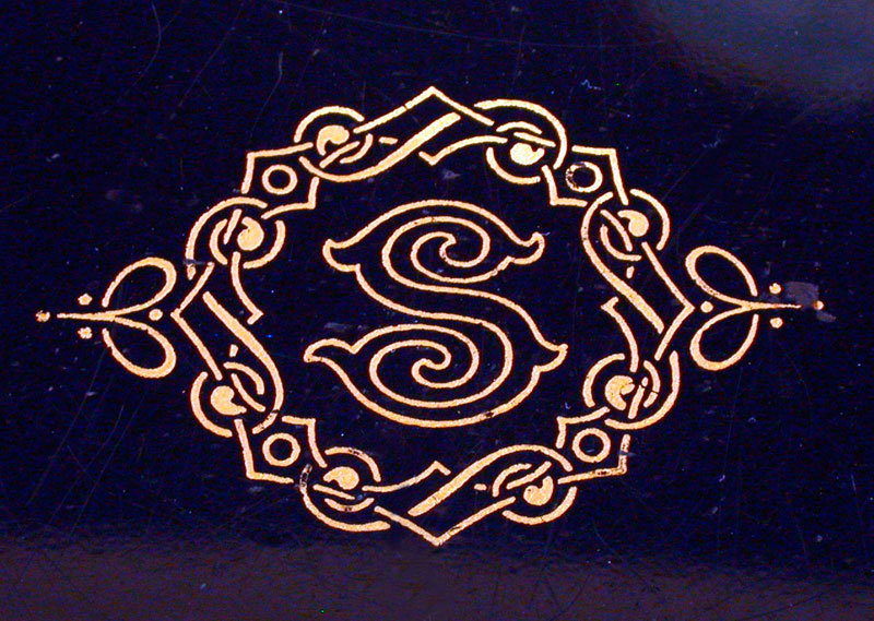 Celtic Swirl  bed