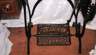 Davis Vertical Feed Treadle