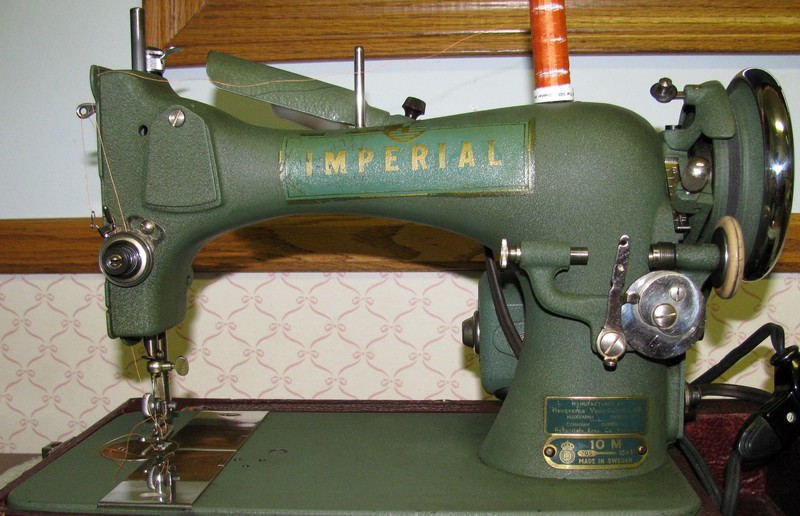 Husqvarna Viking Class 10 Sewing Machine